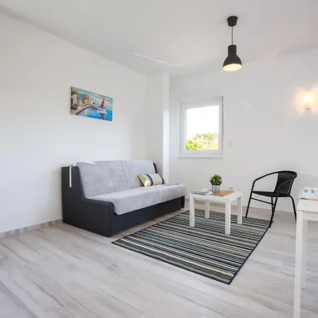 Apartments Stella Krk Town Extérieur photo