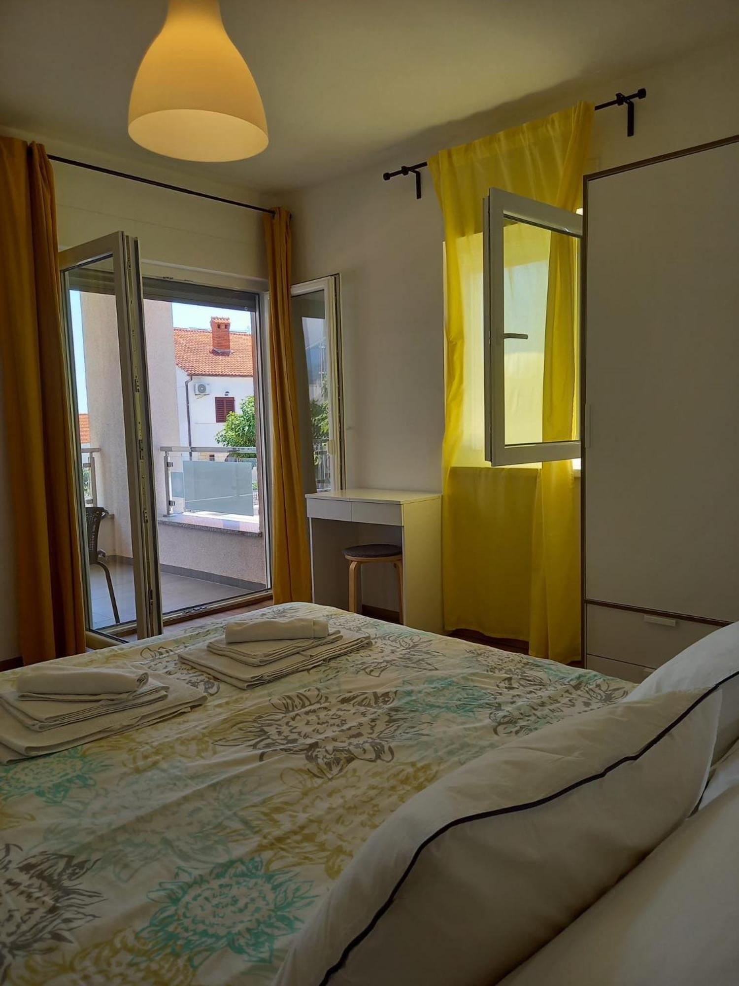 Apartment Stella Krk Town